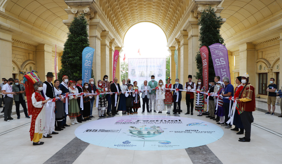 Art lovers meet at the festival in Büyükçekmece