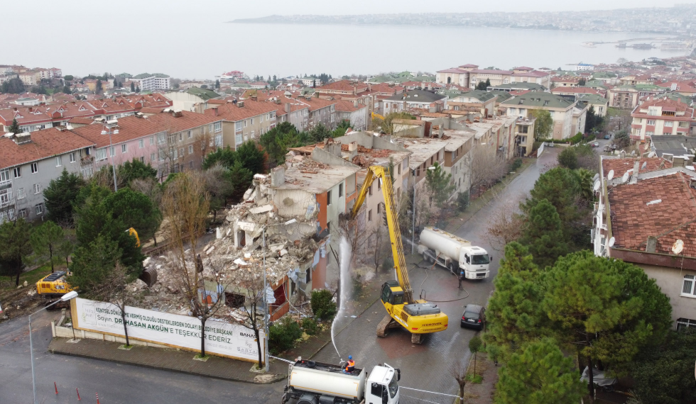 9 buildings damaged in the earthquake demolished
