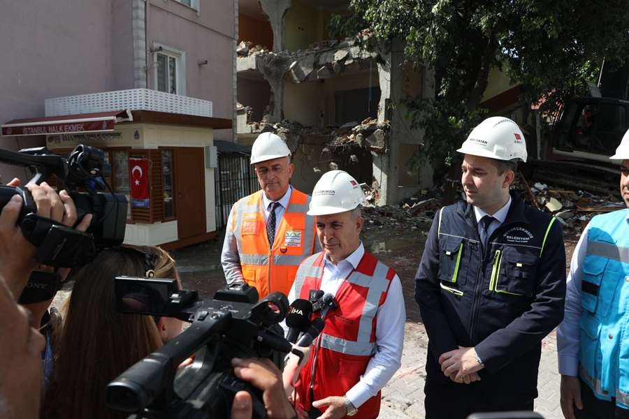Yıllardır imar planı bekleyen Tepecik bölgesinde kentsel dönüşümün ilk adımı ...